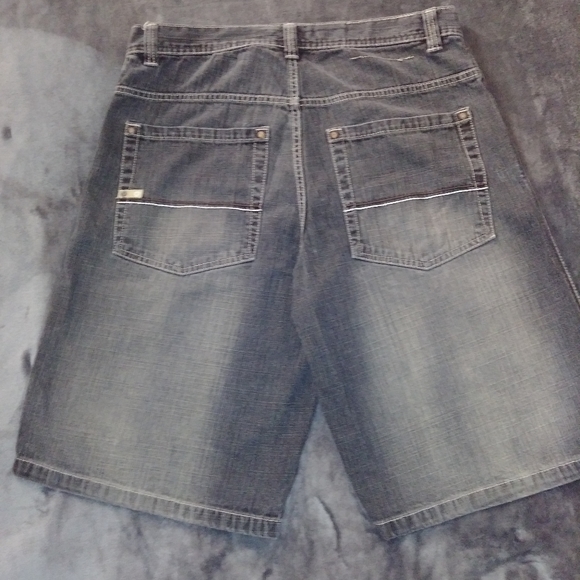 Jeans - Picture 3 of 3